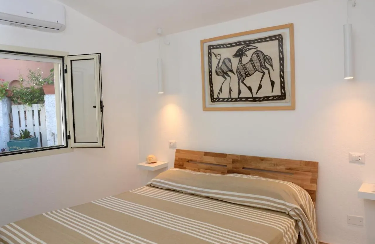 Apartments Villa Corrias 卡拉·利贝罗托 0*,  意大利